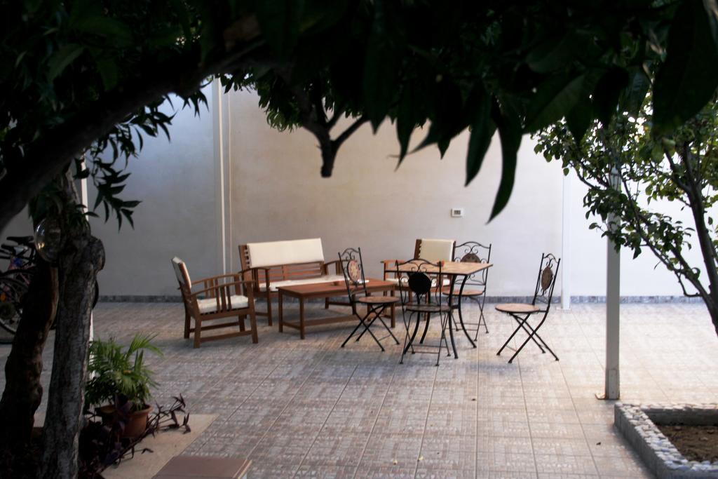 トラーパニ Il Giardinetto Bed & Breakfast エクステリア 写真